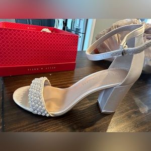 Kelly & Katie Hildie Pump 7.5